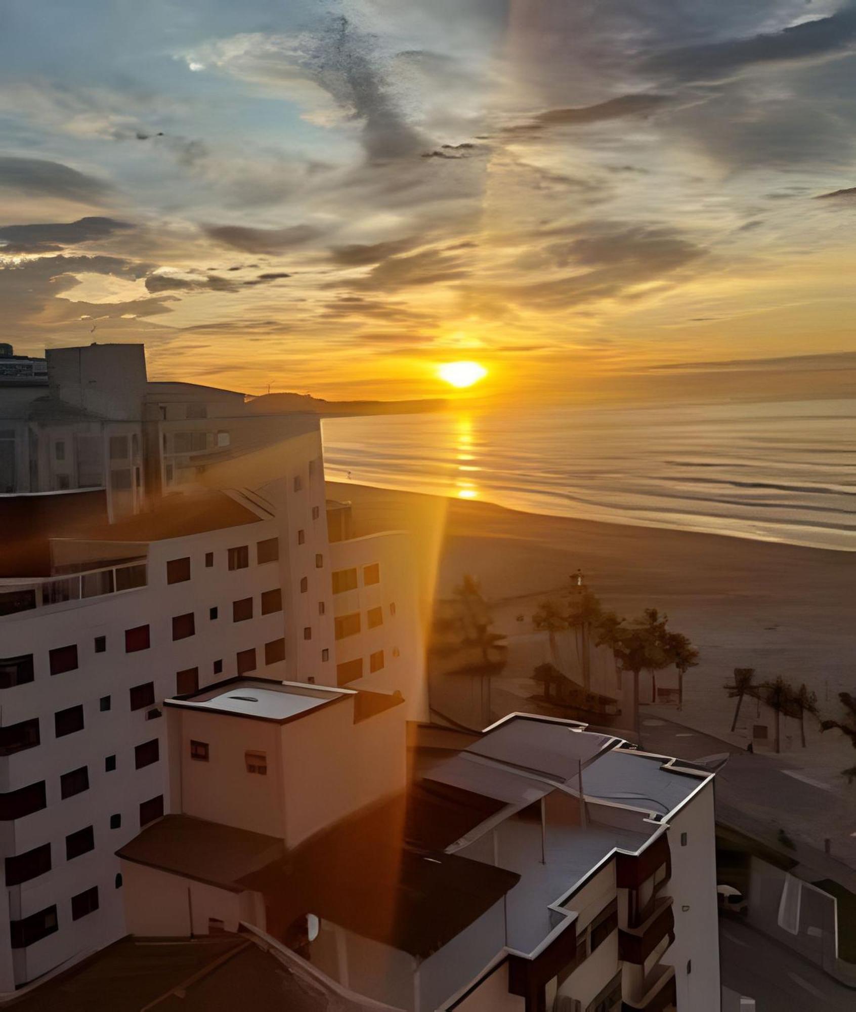 Em Frente Ao Quiosque Ocian Na Praia, Pe Na Areia Apartment Praia Grande (Santos)